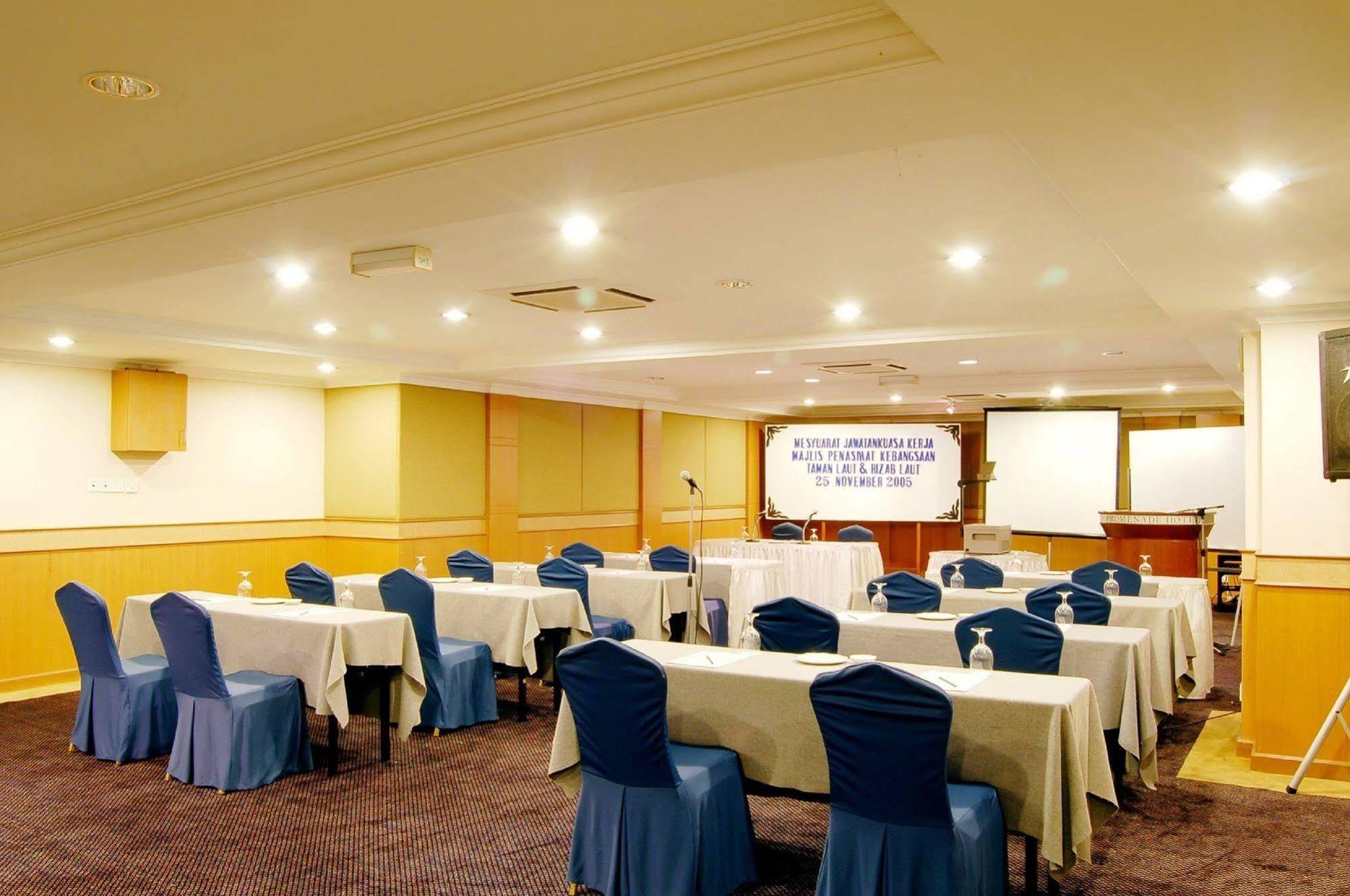 Promenade Service Apartment Kota Kinabalu Eksteriør billede
