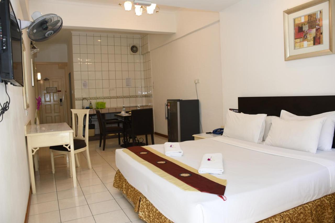 Promenade Service Apartment Kota Kinabalu Eksteriør billede