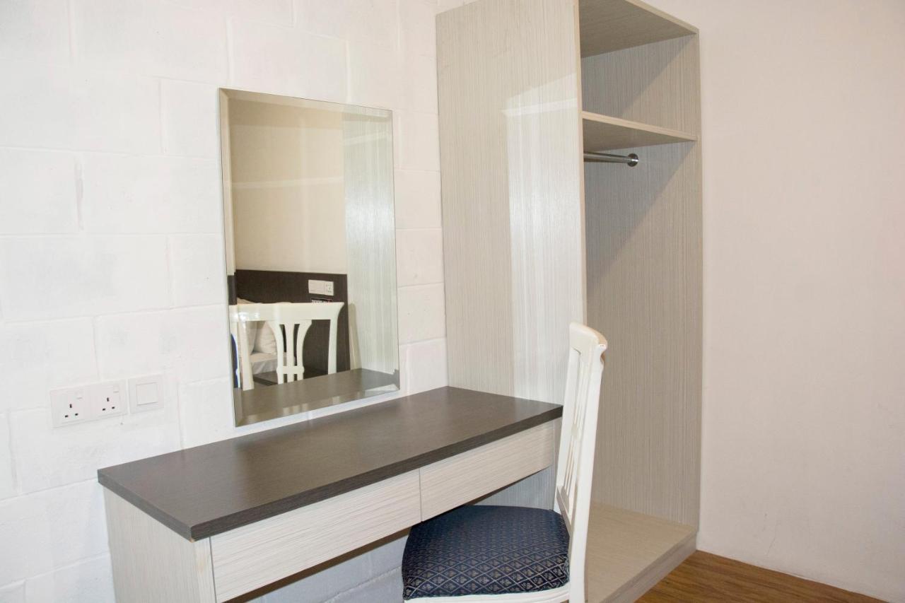 Promenade Service Apartment Kota Kinabalu Eksteriør billede